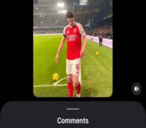 赖斯罚角球时遭到了切尔西球迷嘲讽，进球后直接转身对着看台大笑