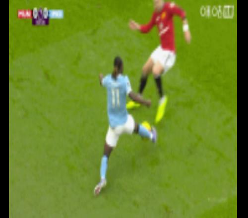 達洛特蹬踏膝蓋未染紅！英超官方：VAR認定為輕微刮擦未過度用力