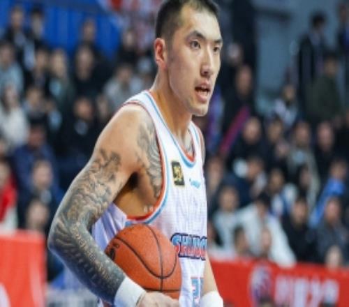 加時沒得分！陶漢林6投4中得11分6板2助1斷4個前場板是亮點