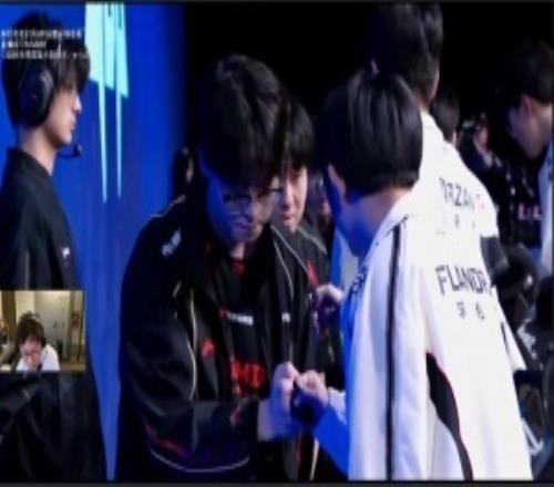 957：AL现在问题很大，无论是英雄选择，还是对线，资源团落位都有问题