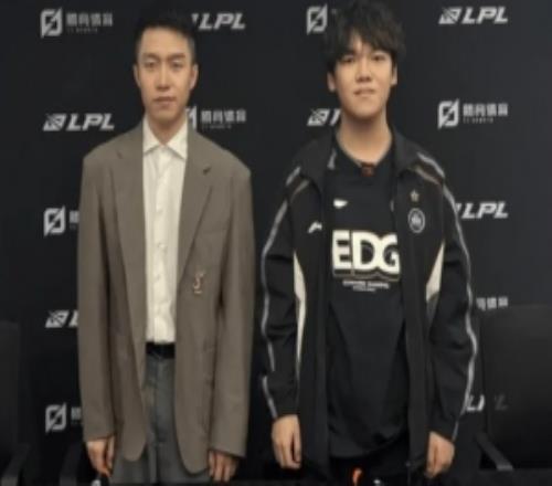 明凯:两连败时输WE和NIP的原因是不一样的,进行了失利归因