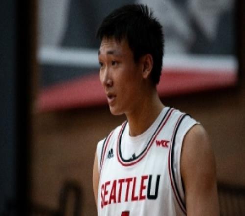 NCAA常规赛淡厚然替补出场16分钟2投1中得2分3板1断1帽