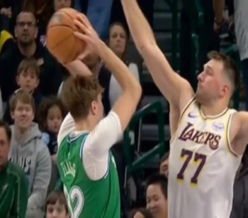 利刃穿心！弗拉格点飞拉拉维亚起飞滑翔拉杆过掉东契奇上篮打中