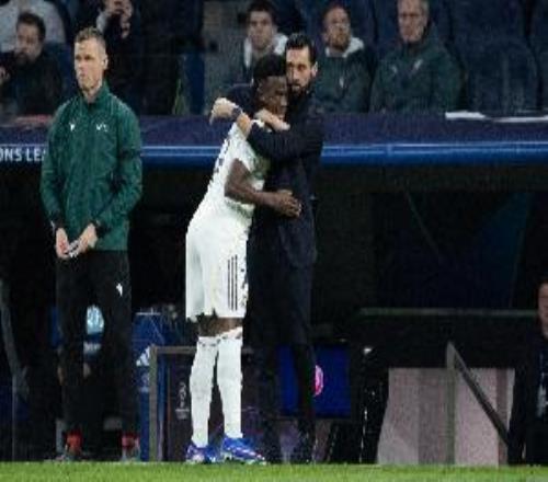 阿韦洛亚：维尼修斯状态绝佳，拥有他是我们巨大的幸运