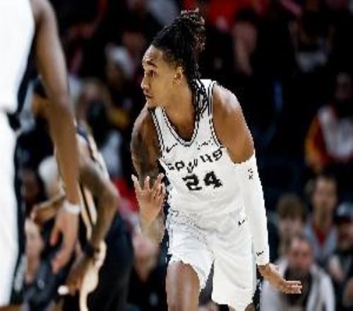 瓦塞尔谈失利：对手疯狂冲抢篮板我们必须打得更有身体对抗