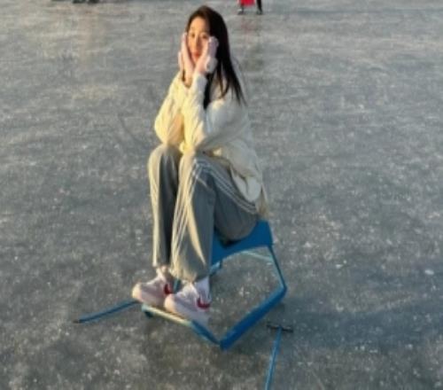 北京女篮球员李一凡晒照：时间不会逆转永远的秘诀是珍惜当下