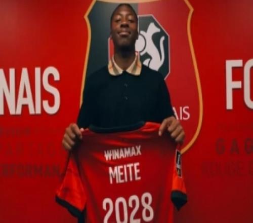 卫报记者：曼联考虑加强对雷恩前锋梅特的追求，身价3000万欧左右