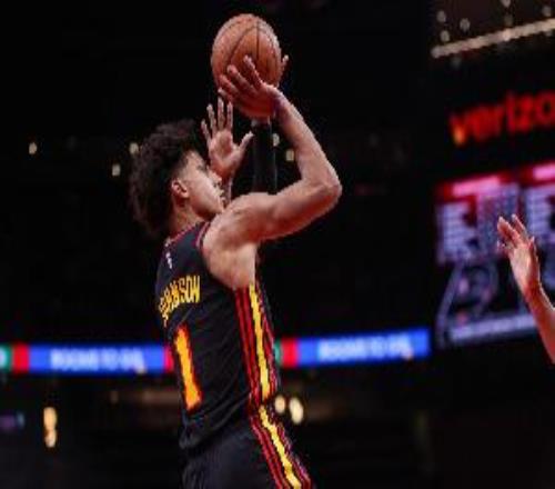 还得是新鹰王！杰伦约翰逊砍19分14板7助正负值+23全场最高