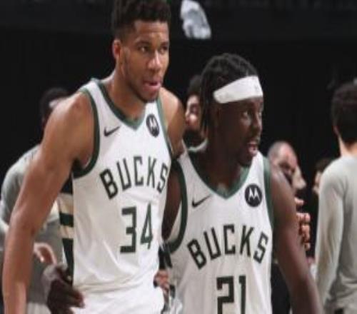 美记：对字母哥感兴趣的球队认为他希望在新东家与霍勒迪重聚