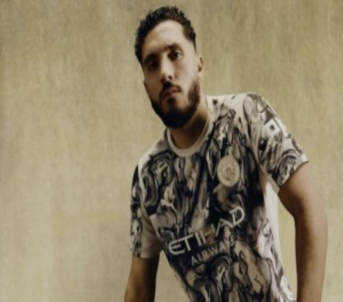 喜迎中國年！曼城將在對熱刺焦點(diǎn)戰(zhàn)賽前穿“馬年”限量版球衣