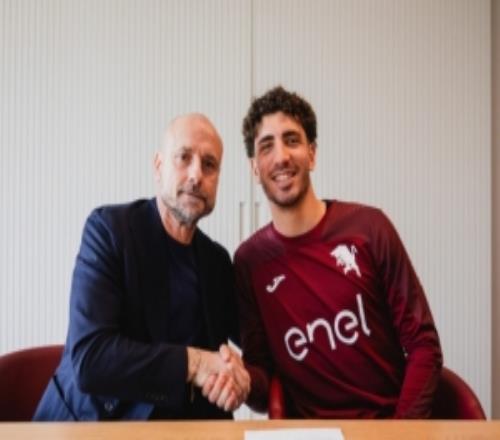 都靈官方：那不勒斯中衛(wèi)馬里亞努奇租借加盟，租期至本賽季結(jié)束