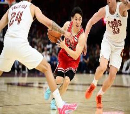 媒體人：公牛缺人&裁掉杰旺卡特看起來河村會在名單待一段時間