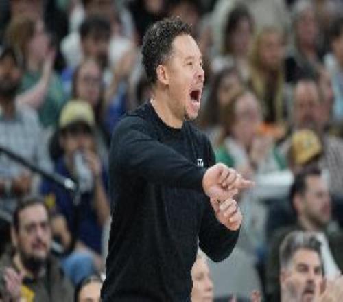 文班：不知有多少教練在生涯前1.5個(gè)賽季就執(zhí)教全明星為米奇高興