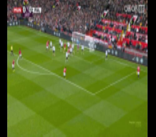 曼联本赛季英超利用定位球打进14球，仅次于阿森纳