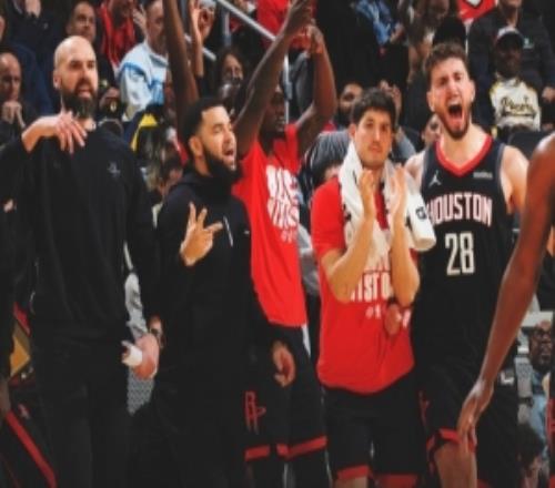 范喬丹入鏡！火箭發(fā)布贏球海報：封面為申京、謝潑德等慶祝瞬間