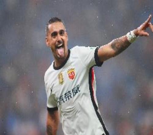 滬媒：萊昂納多膝蓋出現(xiàn)傷病，海港不排除引進(jìn)一名備用外援前鋒