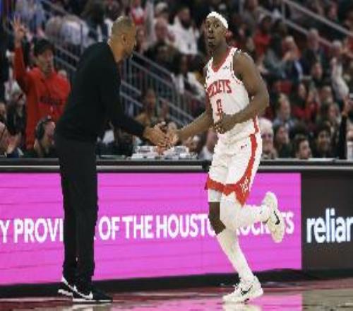 場上很拼！泰特替補4中4高效拿下8分3籃板正負值+17最高