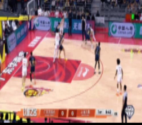 又擋不住了！懷特塞德開場(chǎng)連續(xù)補(bǔ)籃砍下7分！還扔進(jìn)一記三分！