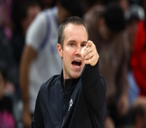 是真有東西！太陽老板：奧特不是關(guān)系戶他得到這份工作純靠能力