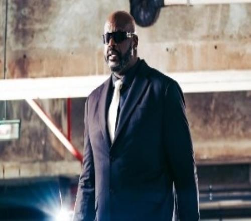 明天慶祝奪冠20周年！看看這些陸續(xù)抵達(dá)的06冠軍成員穿搭造型