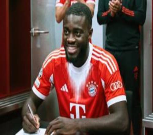 成本不小！拜仁2000萬(wàn)年薪+簽字費(fèi)續(xù)約于帕，明年可6500萬(wàn)歐解約