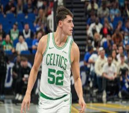 內(nèi)外開花！加爾扎8中6拿到16分4板2斷1帽三分4中4