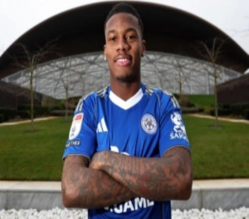 萊斯特城官方：切爾西20歲前鋒理查茲租借加盟，租期至本賽季結(jié)束