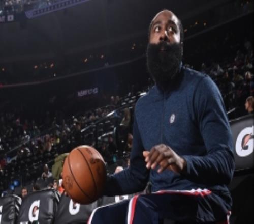 阿里納斯：騎士可能進(jìn)總決賽球星隊友表現(xiàn)糟糕時哈登能接管