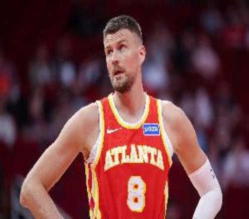 庫里不用打中鋒了！波爾津吉斯身高218是勇士最高！