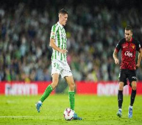 羅馬諾：加拉塔薩雷商談引進(jìn)阿爾蒂米拉，貝蒂斯冬窗拒絕三份報(bào)價(jià)