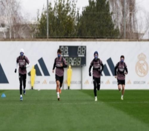 世體介紹“平圖斯面罩”作用：模擬海拔910米5500米間的極端環(huán)境