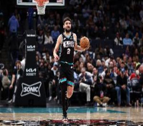 好強(qiáng)！杰羅姆復(fù)出三戰(zhàn)場均僅打20.2分鐘22.3分7助攻命中率61%