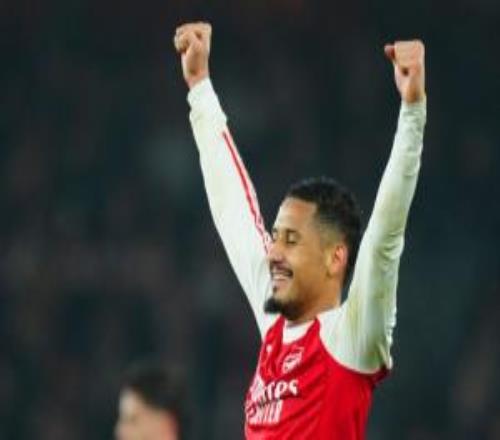 要簽頂級中衛(wèi)！龍賽羅：科納特不令我信服，球隊?wèi)?yīng)花錢簽薩利巴