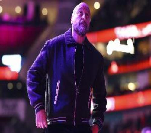 美記：火箭對現(xiàn)有陣容感到滿意他們只考慮交易底薪級別球員