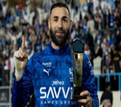 無縫銜接！官方：獨造4球，本澤馬當選新月60阿科多全場最佳