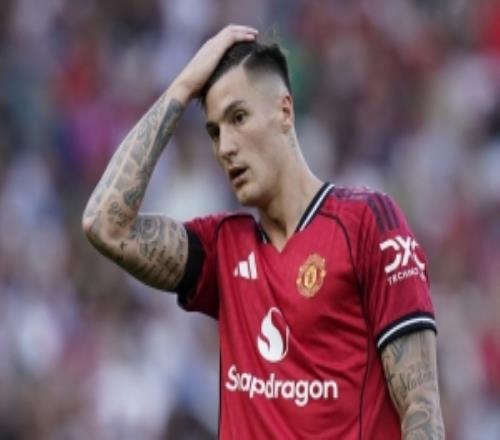 希勒預測英超：曼聯勝熱刺，槍手碾壓黑貓，紅軍曼城對攻戰打平