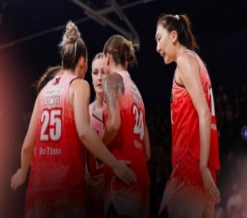 全能數(shù)據(jù)！韓旭12中6砍下14分10板4助3搶斷2封蓋助珀斯山貓贏球