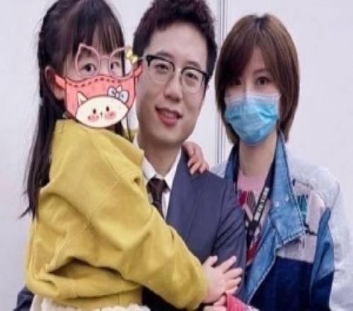 米指導(dǎo)申請(qǐng)一戰(zhàn)解說(shuō)米勒轉(zhuǎn)發(fā)Bin“世一上”言論：ok，第二是誰(shuí)