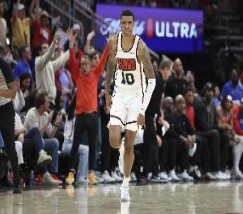 一掃頹勢！小賈巴里史密斯近11戰(zhàn)場均16分6.8板0.9斷1.5帽