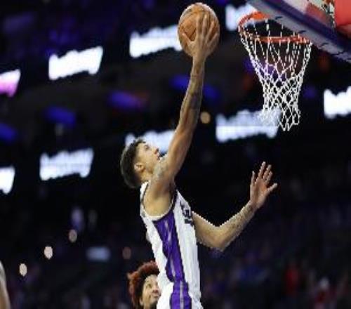 值得培養(yǎng)！24號秀克利福德砍全隊最高30分三分9中5&填滿數(shù)據(jù)欄