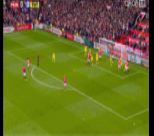 精彩角球戰術配合！姆伯莫推桿破門，B費角球策動梅努不看球助攻