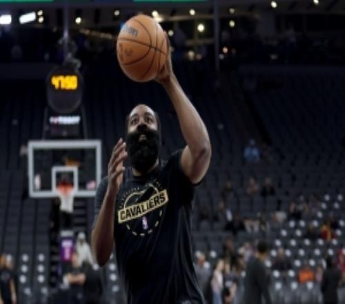 徐靜雨：三分連續(xù)干進(jìn)要贏還得是胡子哈登太優(yōu)秀了