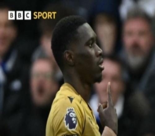 伊斯梅拉薩爾打進(jìn)10球追平馬特塔，并列水晶宮隊(duì)內(nèi)射手王