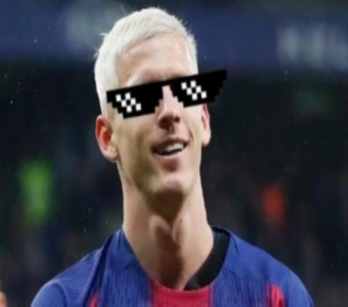 腳法細膩！奧爾莫在巴薩訓練中花式過人