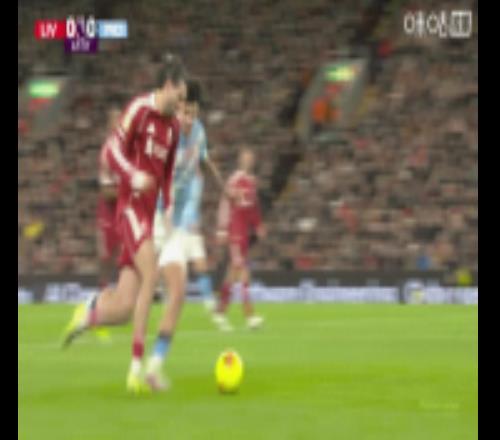 斯洛特：格伊拉倒薩拉赫也是破壞得分機(jī)會，后者在那位置肯定進(jìn)球