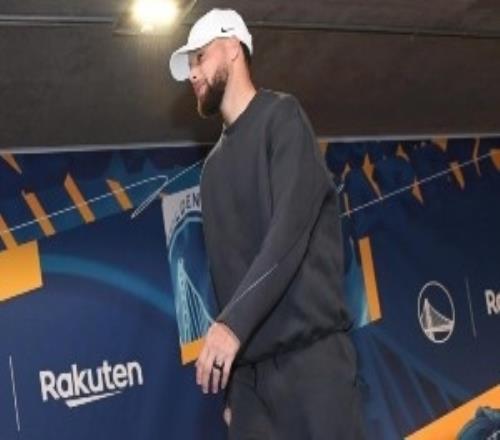 小眾鞋款！庫里今日上腳美國本土品牌球鞋SIAEVOBounce