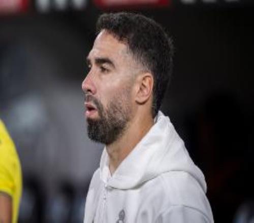 TA：卡瓦哈爾對連續(xù)未能出場感到非常沮喪，皇馬猶豫是否和他續(xù)約