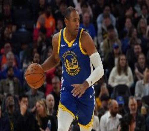 家有一老！霍福德12中7砍下16+9+6&正負(fù)值+24關(guān)鍵前板+助攻絕殺