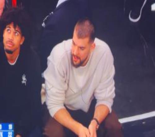 尷尬！尼克斯解說首節(jié)“嘲笑”步行者擺爛最終加時惜??！