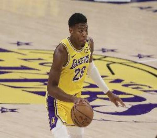 指望不上！八村塁12投僅3中拿到6分4板正負值24